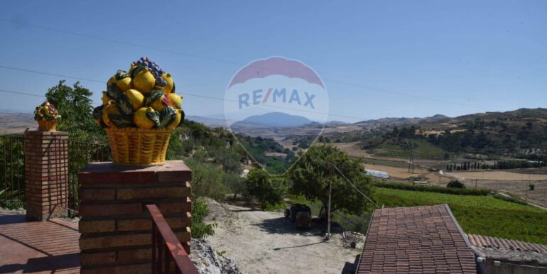 20251119224323-863699-13