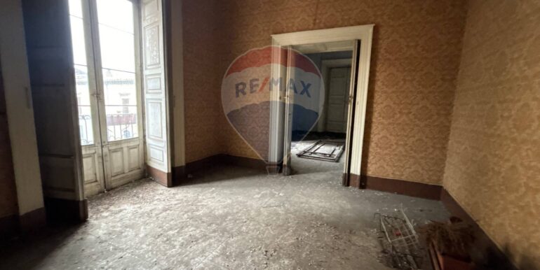 2025111942558-1002154-17