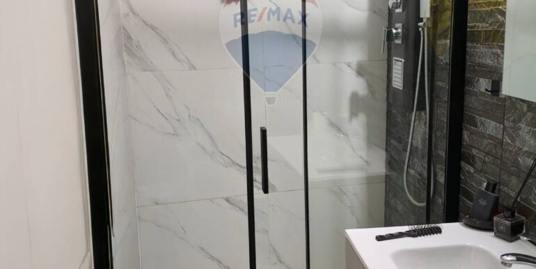 20251120114724-1001302-9