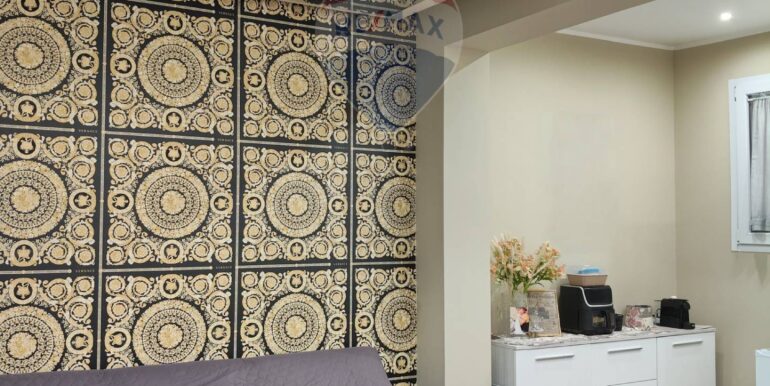 20251120114732-1001302-12