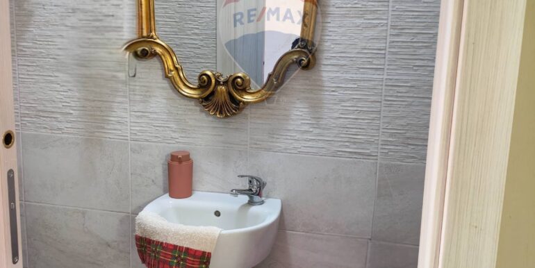 20251120114747-1001302-17