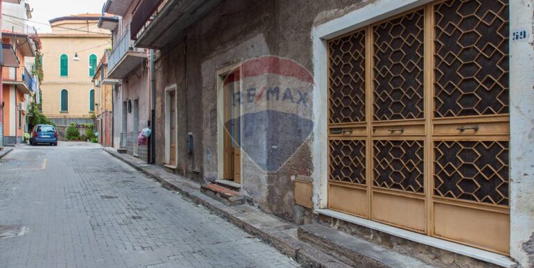 20251120125558-1002414-2