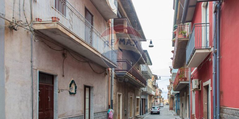 20251120125607-1002414-5