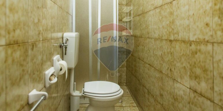 20251120125630-1002414-12