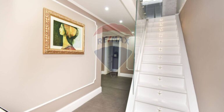 20251120181238-1002499-3