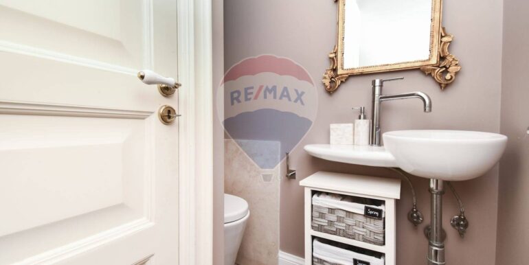 20251120181308-1002499-17