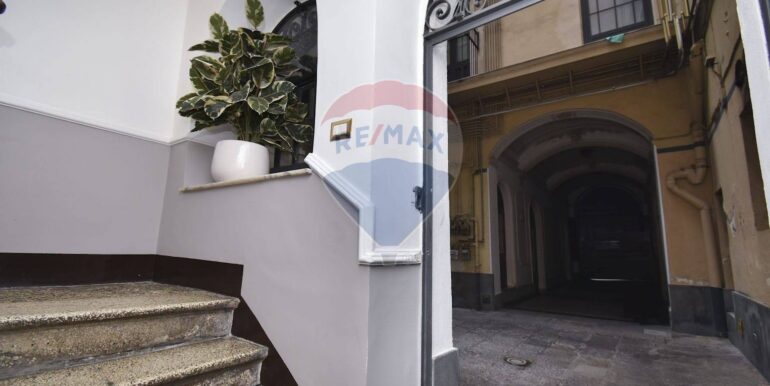 20251120184623-1002499-21