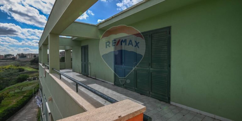 20251120195222-1002526-7