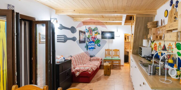 20251120214659-1002552-1