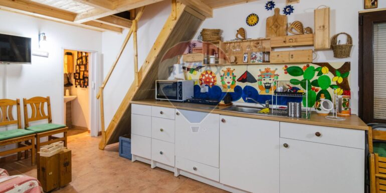 20251120214707-1002552-3