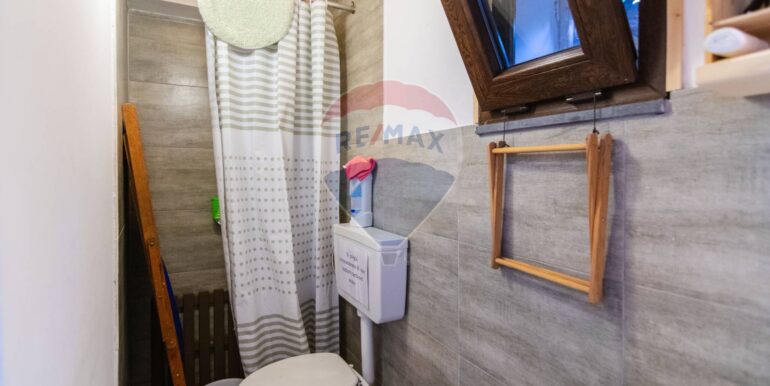 20251120214717-1002552-6