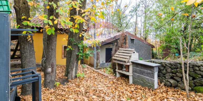 20251120214753-1002552-18