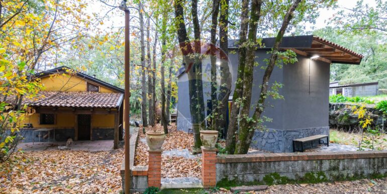 20251120214818-1002552-25