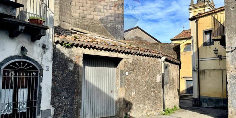 20251121120432-1002613-3