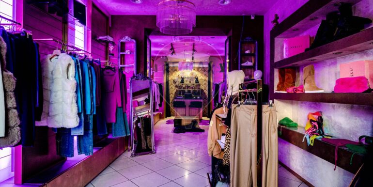 20251121120509-1002621-5