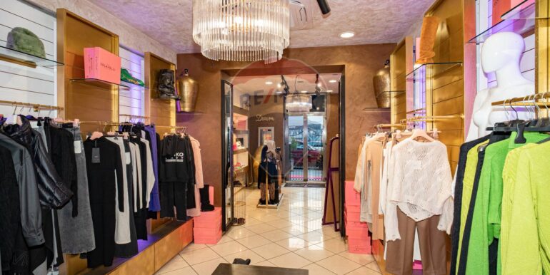 20251121120510-1002621-9