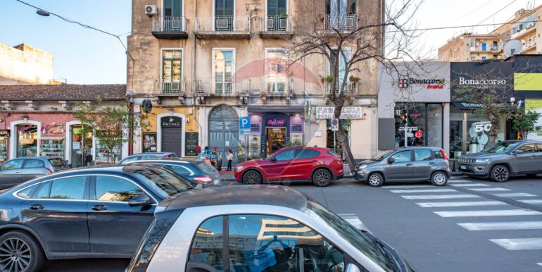 20251121120512-1002621-16