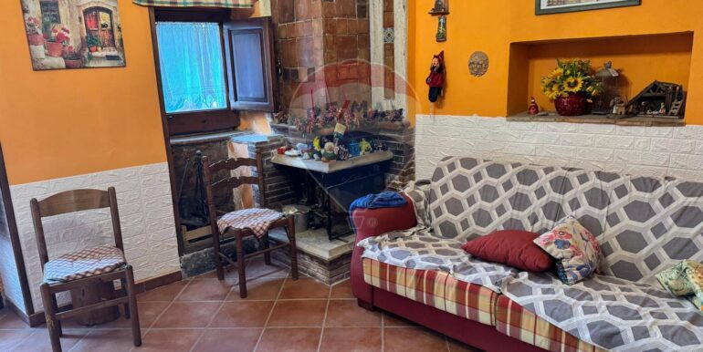 20251121120548-1002613-28