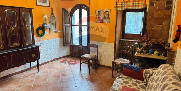 20251121120608-1002613-34