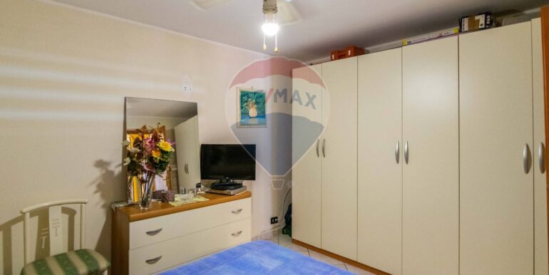 20251121145035-1002670-12