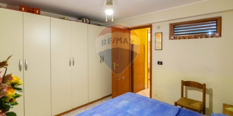 20251121145035-1002670-13