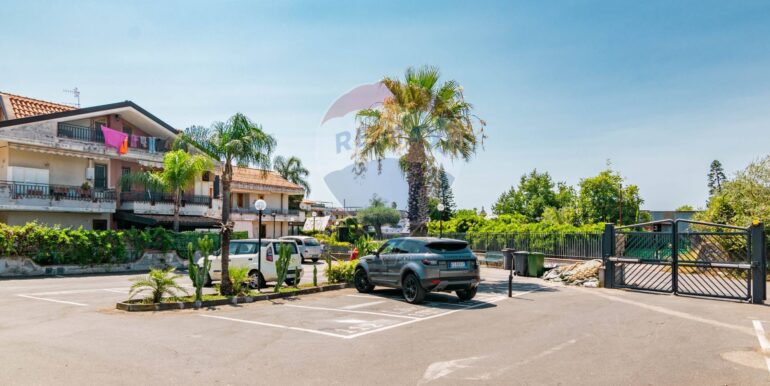 20251121145036-1002670-21