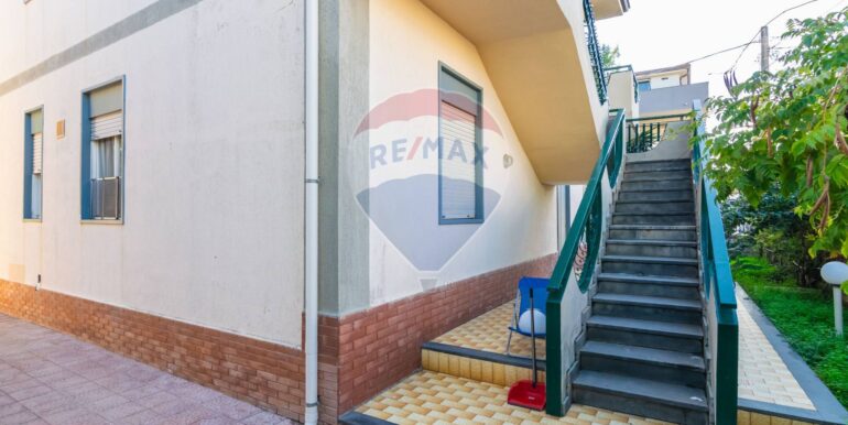 20251121154218-1002689-2