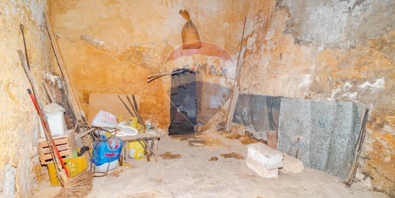 20251121155403-1002695-0