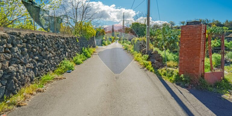 20251121172757-1002724-1