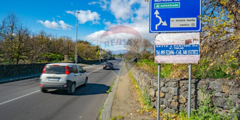 20251121172758-1002724-2