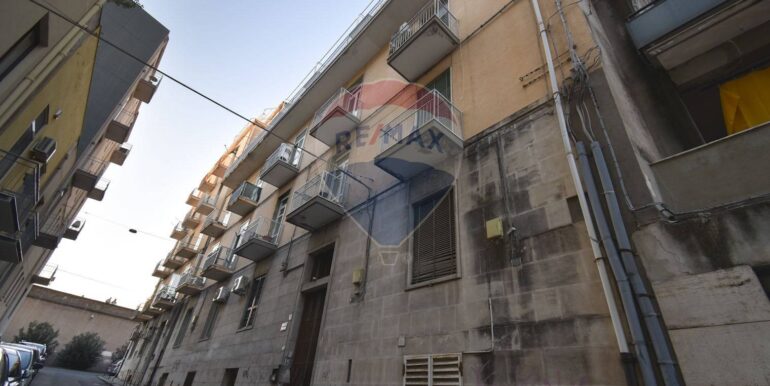 20251121192326-1002781-1