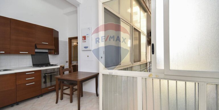 20251121192403-1002781-17