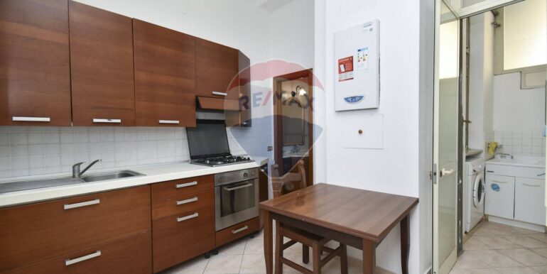 20251121192408-1002781-19