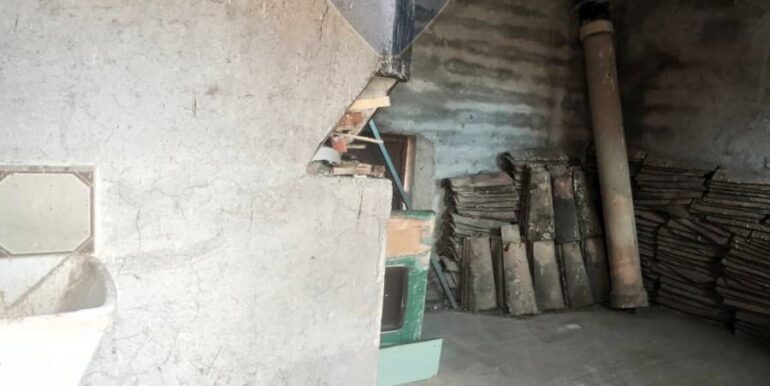 20251121211852-1002451-17