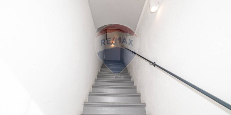 20251122203629-1002095-6