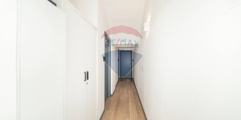 20251122203631-1002095-7