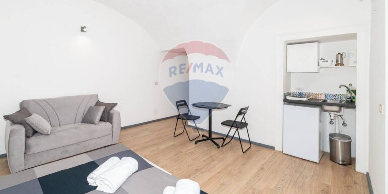 20251122203645-1002095-14