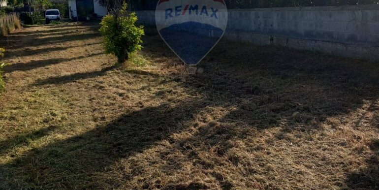 20251124100836-1002898-9