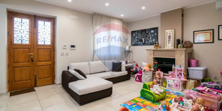 20251124110301-1000963-3