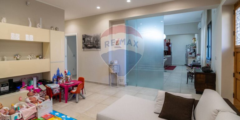 20251124110307-1000963-5