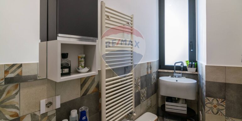 20251124110334-1000963-14