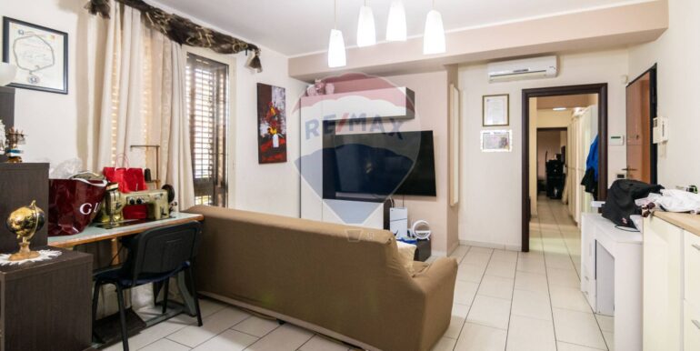 20251124112206-1002375-18