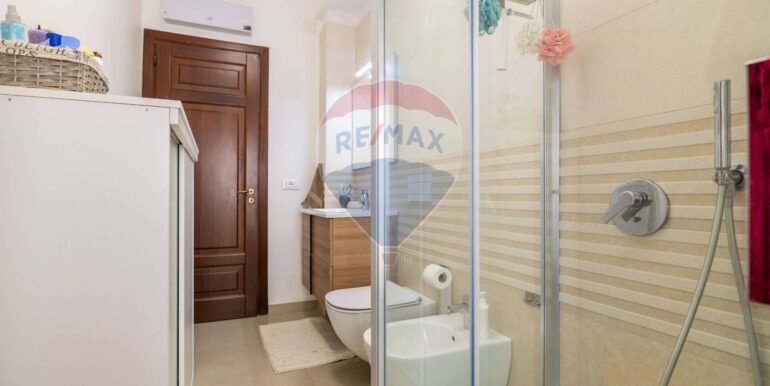 20251124131600-1003007-18