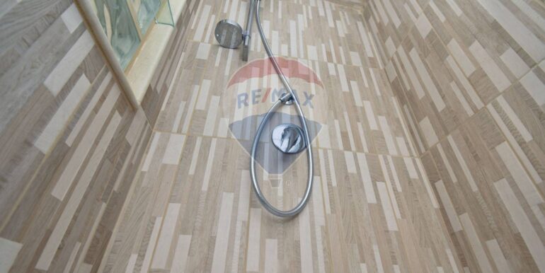 20251124150159-1000704-15