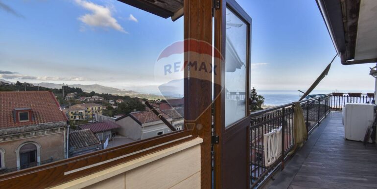 20251124150203-1000704-17