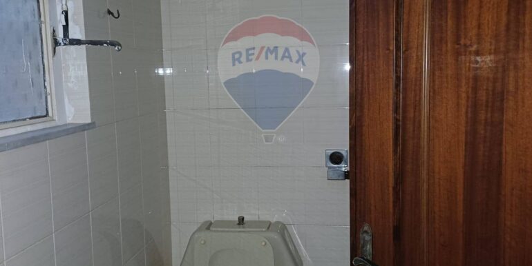 20251124174300-1003084-5