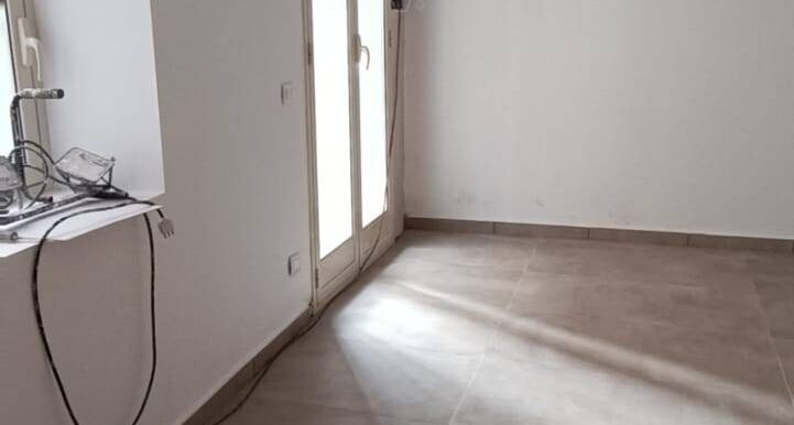 20251125113628-1002611-8