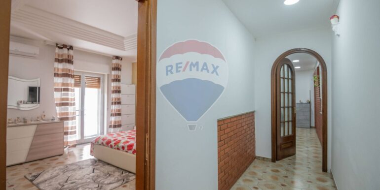 20251125190555-997359-7