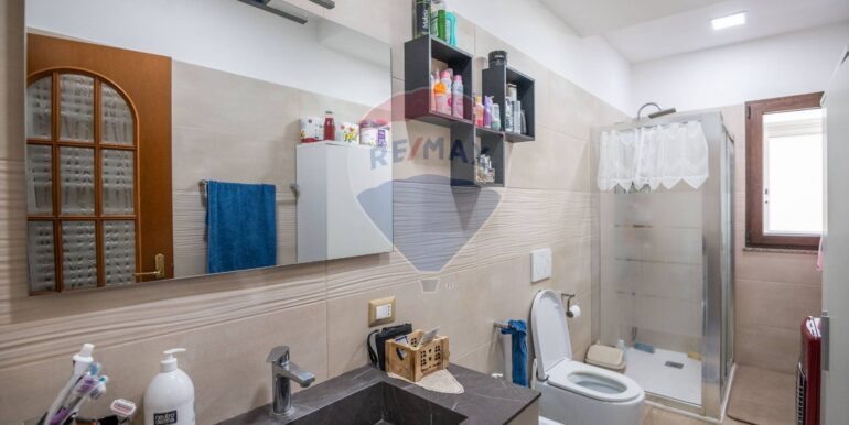 20251125190610-997359-10