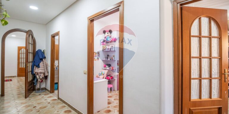 20251125190625-997359-15